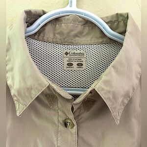 Columbia Women's Tan Button-Up Top